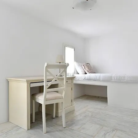 Zeos - Cycladic House In Ampelas,